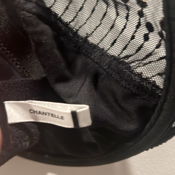 Chantelle uw bra 36D black w/gold trim   Excellent condition/nearly new - Picture 6 of 7